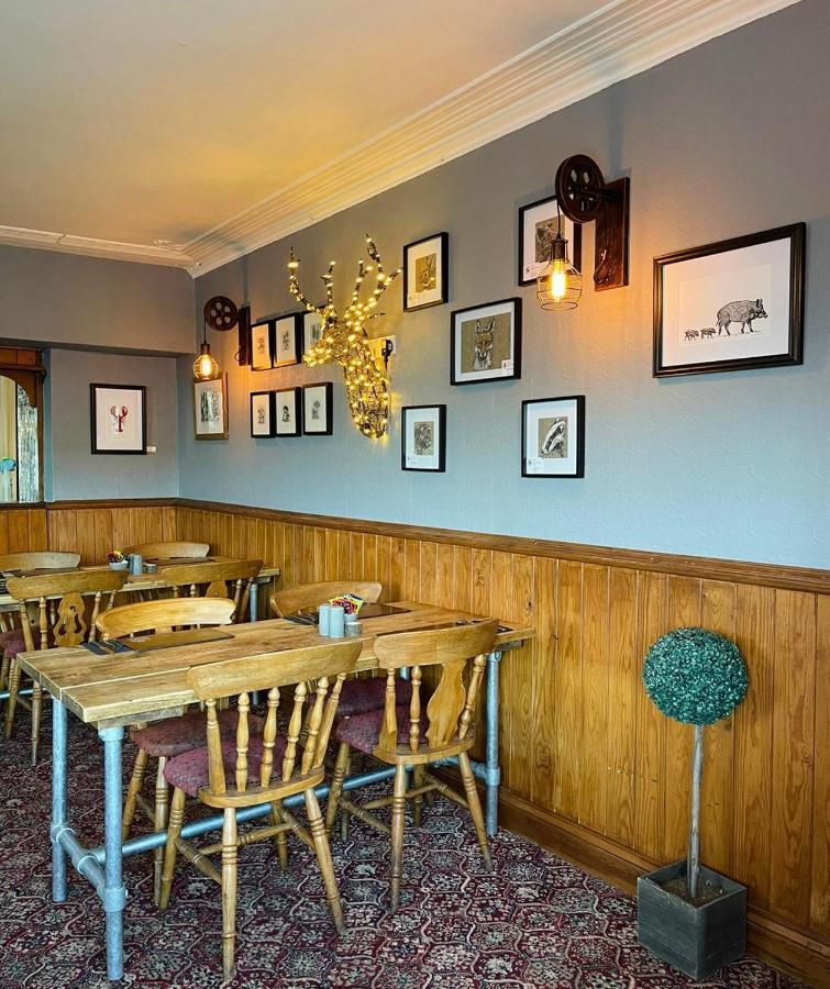 The Yew Tree At Longhope Motel Екстериор снимка